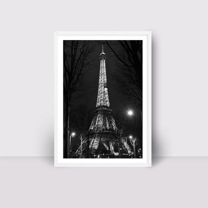 EIFFEL TOWER GLOW